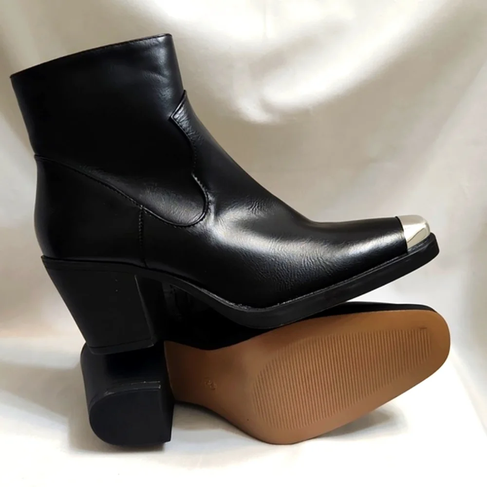 Truffle Collection Black Silver Western Steel Toe Ankle Boots (W Size 38)
